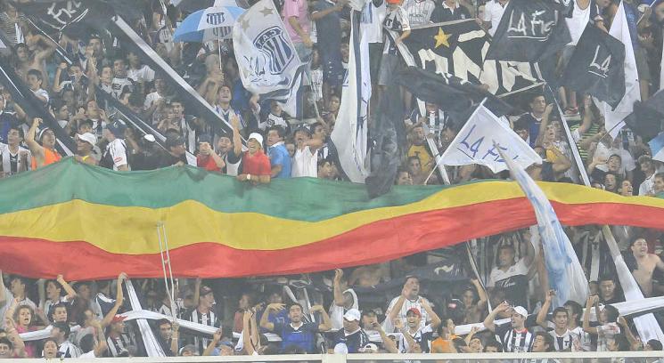 Bolivia denuncia por bandera en el clasico cordobes Bolivia denuncia por bandera en el clasico cordobes