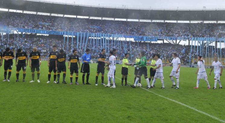 Boca y Belgrano, la última vez que jugaron en el Kempes, donde el Pirata ganó 3-1. (Foto: LVI)